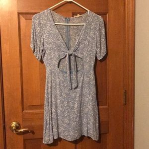 Baby blue dress, perfect for a vacation.